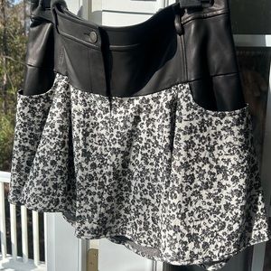 Thakon Addition skirt